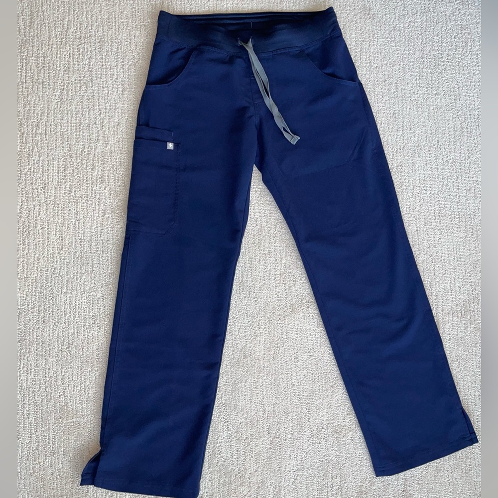 Figs Navy Kade Cargo Scrub Pants